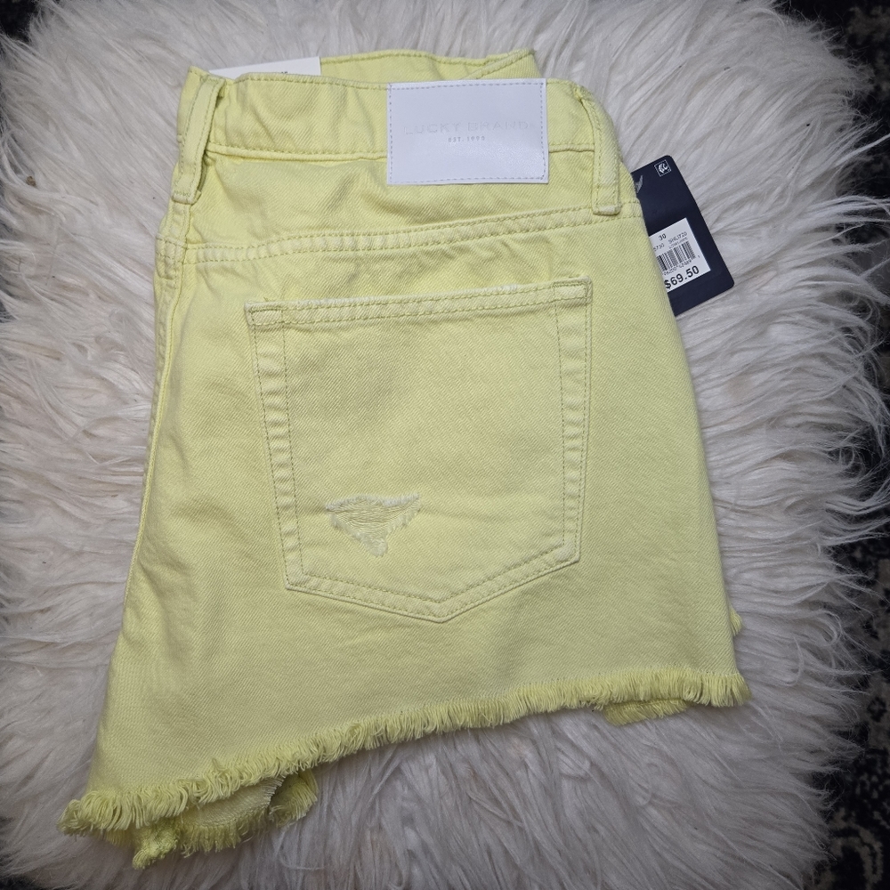 ๐ NWT Lucky Brand Yellow Boy Midrise Cutoff Shorts Size 30 - Picture 3 of 4